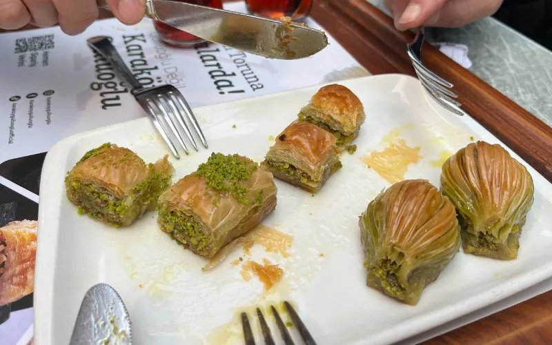 Istanbul Street Food Tour Crawl: Taksim–Galata–Karaköy - photo 7