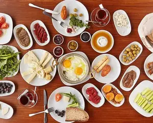 Turkish Breakfast in Uskudar with Bosphorus Walking Tour
